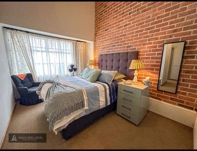1 BEDROOM APARTMENT FOR SALE IN HOUGHTON ESTATE